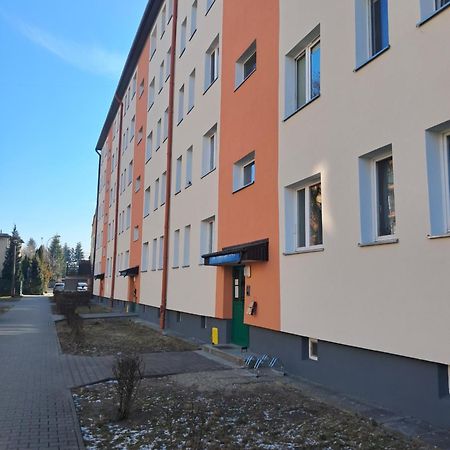 Kawalerka 28M Salon Z Kuchnia Centrum Нови Сонч Екстериор снимка