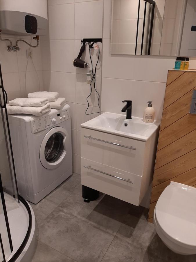 Kawalerka 28M Salon Z Kuchnia Centrum Нови Сонч Екстериор снимка