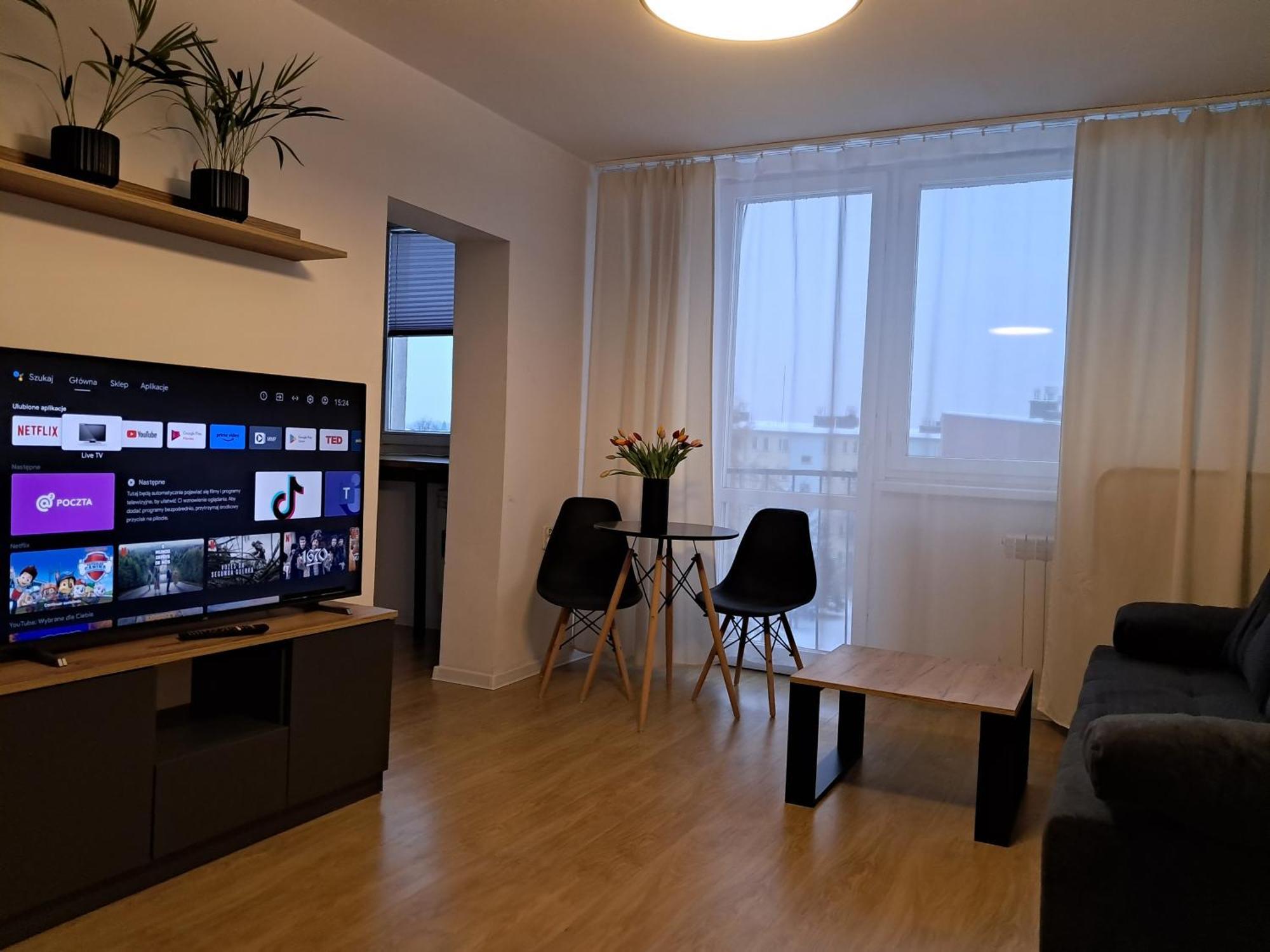 Kawalerka 28M Salon Z Kuchnia Centrum Нови Сонч Екстериор снимка